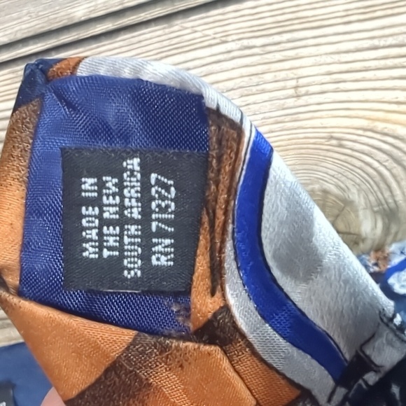 Izzy Football Tie Made In The New South Africa - Picture 10 of 10